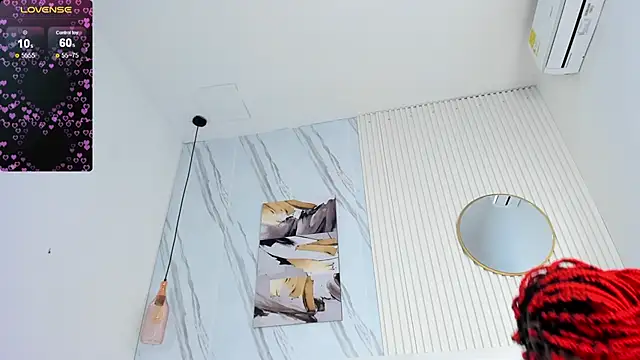 Sara Lewwis online show from March 2025 12:22:01 PM