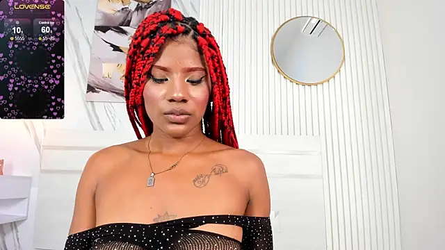 Sara Lewwis online show from March 2025 03:29:01 PM