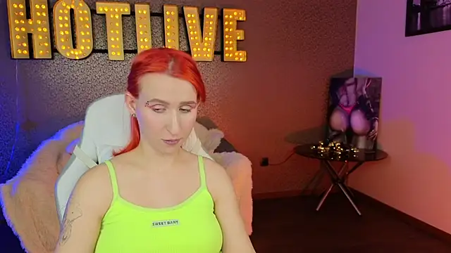 AliceBYKiss online show from February 2025 03:58:01 PM