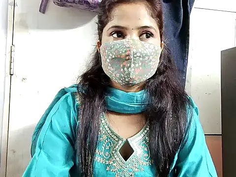 samosa73 online show from October 2025 05:44:02 PM