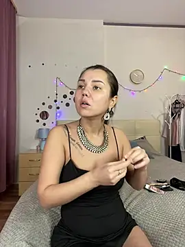 MiraMiss online show from December 2024 05:15:01 AM