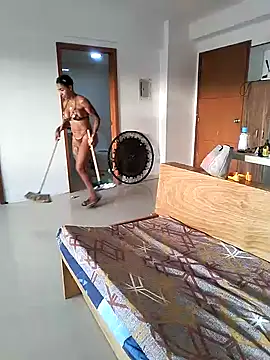 Snapshot of Alison_fitness chatting on January 2025 10:02:01 PM Alison fitness online show from January 2025 10:02:01 PM