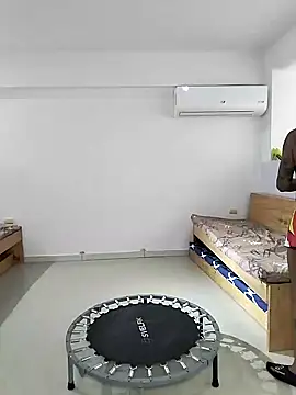 Snapshot of Alison_fitness chatting on January 2025 12:35:01 PM Alison fitness online show from January 2025 12:35:01 PM