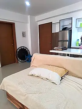 Snapshot of Alison_fitness chatting on February 2025 08:39:01 PM Alison fitness online show from February 2025 08:39:01 PM