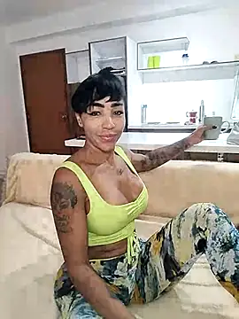 Snapshot of Alison_fitness chatting on March 2025 12:22:01 PM Alison fitness online show from March 2025 12:22:01 PM