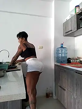 Snapshot of Alison_fitness chatting on March 2025 07:38:02 PM Alison fitness online show from March 2025 07:38:02 PM