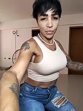 Snapshot of Alison_fitness chatting on March 2025 09:23:01 PM Alison fitness online show from March 2025 09:23:01 PM