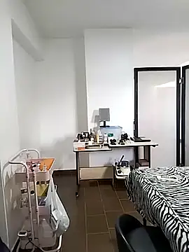 Snapshot of Alison_fitness chatting on October 2025 11:53:02 AM Alison fitness online show from October 2025 11:53:02 AM