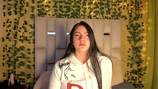 Snapshot of jenifer__power10 chatting on January 2025 11:46:01 AM jenifer power10 online show from January 2025 11:46:01 AM