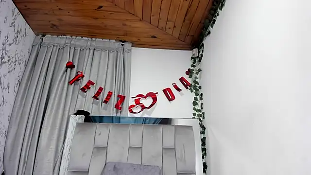 carla 77 online show from February 2025 12:36:01 PM