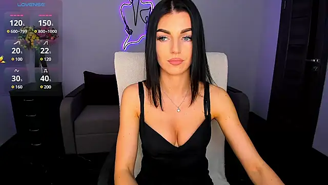 Snapshot of Angelina_Clarks chatting on March 2025 06:57:02 AM Angelina Clarks online show from March 2025 06:57:02 AM