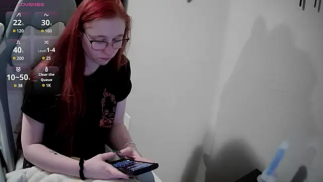 LilyFoxxx online show from December 2024 04:26:01 AM