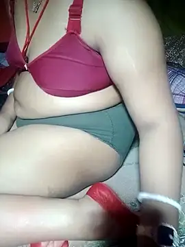 Super-Couple online show from February 2025 09:00:02 AM