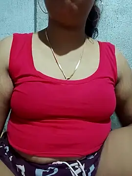 Snapshot of Super-Couple chatting on October 2025 07:21:01 PM Super-Couple online show from October 2025 07:21:01 PM