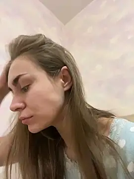 Snapshot of Burning_girlss chatting on December 2024 10:17:02 PM Burning girlss online show from December 2024 10:17:02 PM