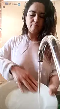 Snapshot of alexax0 chatting on December 2024 01:00:01 PM alexax0 online show from December 2024 01:00:01 PM