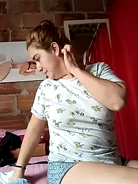 Snapshot of alexax0 chatting on February 2025 04:39:02 PM alexax0 online show from February 2025 04:39:02 PM