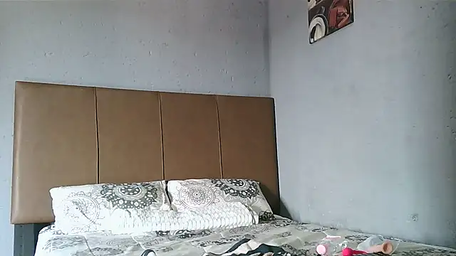 Sweetbedroomeyez01 online show from February 2025 12:13:02 PM