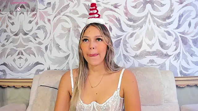 Cami hunter  online show from December 2024 04:04:01 PM