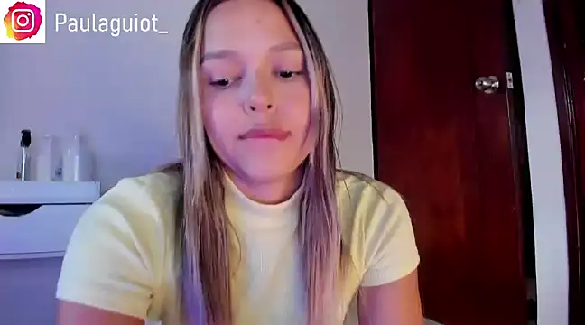 Cami hunter  online show from February 2025 07:58:02 PM