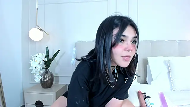 DakkotaBluee online show from January 2025 07:31:01 PM