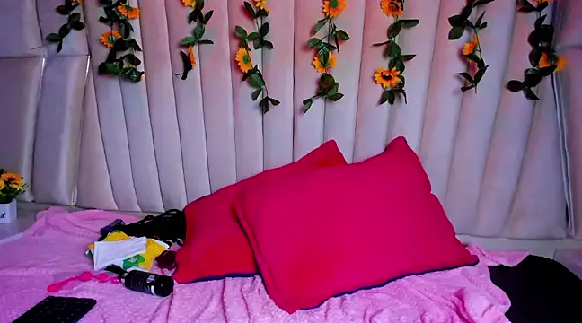 Freya Miller  online show from March 2025 07:35:02 AM