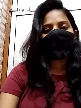 Shivani Tivari online show from February 2025 07:24:02 PM