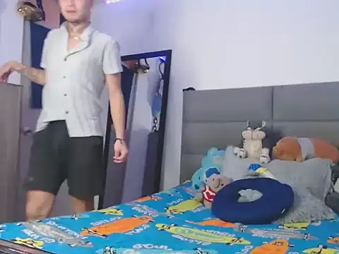 Snapshot of MarceloMilk chatting on October 2025 03:07:02 PM MarceloMilk online show from October 2025 03:07:02 PM