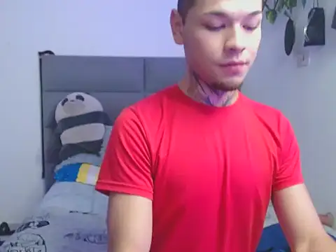 Snapshot of MarceloMilk chatting on October 2025 05:16:01 AM MarceloMilk online show from October 2025 05:16:01 AM