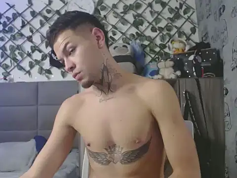 Snapshot of MarceloMilk chatting on October 2025 10:30:01 AM MarceloMilk online show from October 2025 10:30:01 AM