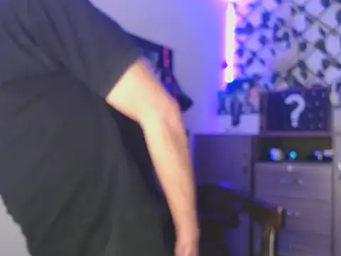 Snapshot of MarceloMilk chatting on November 2025 05:07:01 AM MarceloMilk online show from November 2025 05:07:01 AM