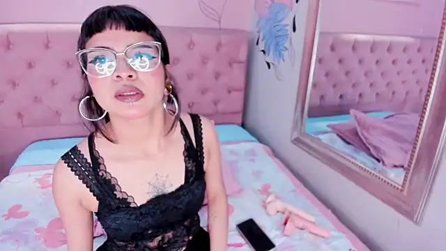 ILENAHEY online show from November 2025 09:46:02 PM