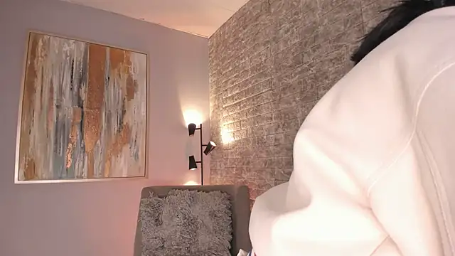 tamara aluna online show from February 2025 12:39:02 PM