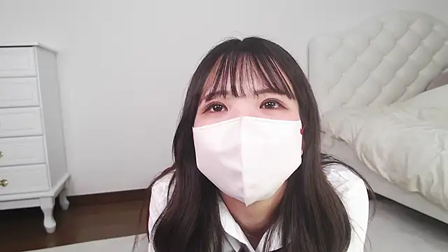 NANAMI YUZUHA online show from March 2025 01:03:01 PM
