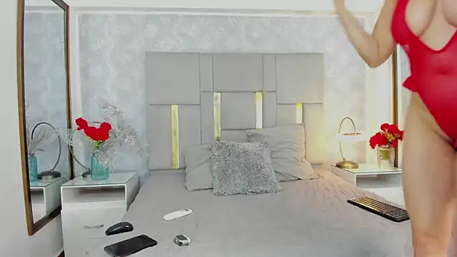 Snapshot of Valery_Diamond chatting on October 2025 08:26:01 PM Valery Diamond online show from October 2025 08:26:01 PM