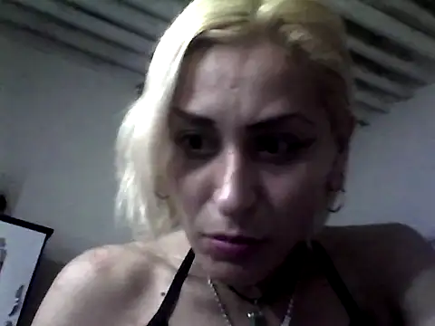 ariana crazzy online show from February 2025 03:37:01 AM