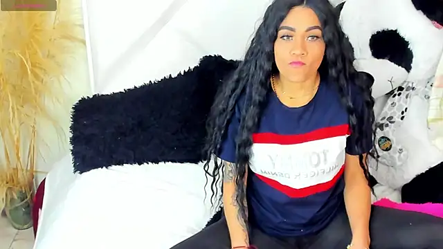 ScarlethNatasha online show from October 2025 03:18:02 AM