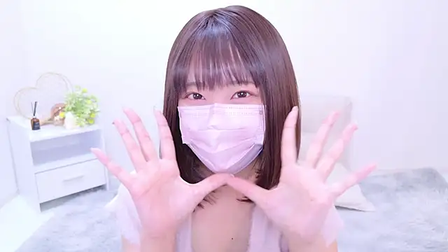 Snapshot of aki_zzz chatting on December 2024 05:27:02 AM aki zzz online show from December 2024 05:27:02 AM