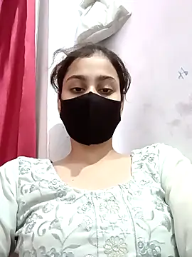 magicmoment00786 online show from September 2025 04:12:01 PM