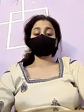 magicmoment00786 online show from November 2025 04:51:02 PM