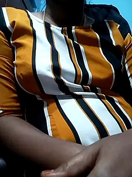 Snapshot of Tamillminnal chatting on January 2025 10:06:02 AM Tamillminnal online show from January 2025 10:06:02 AM