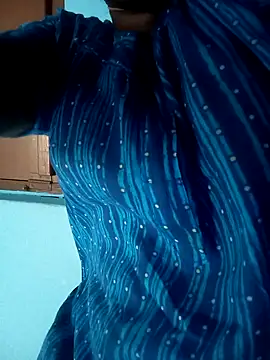 Snapshot of Tamillminnal chatting on January 2025 06:57:01 AM Tamillminnal online show from January 2025 06:57:01 AM