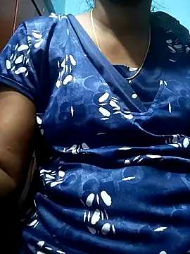 Snapshot of Tamillminnal chatting on February 2025 02:45:01 PM Tamillminnal online show from February 2025 02:45:01 PM