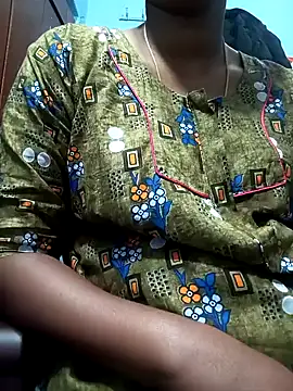 Snapshot of Tamillminnal chatting on February 2025 04:19:02 AM Tamillminnal online show from February 2025 04:19:02 AM