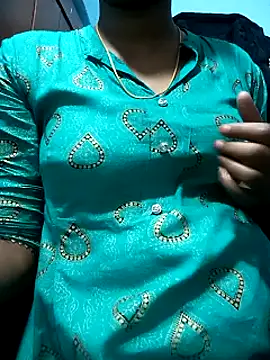 Snapshot of Tamillminnal chatting on February 2025 05:46:02 PM Tamillminnal online show from February 2025 05:46:02 PM