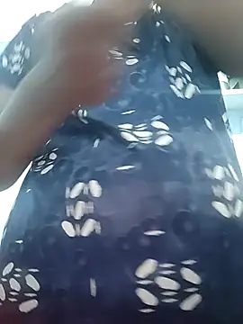 Snapshot of Tamillminnal chatting on February 2025 01:55:02 PM Tamillminnal online show from February 2025 01:55:02 PM