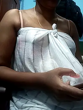 Snapshot of Tamillminnal chatting on February 2025 07:09:02 AM Tamillminnal online show from February 2025 07:09:02 AM