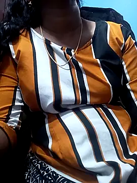 Snapshot of Tamillminnal chatting on March 2025 10:32:02 AM Tamillminnal online show from March 2025 10:32:02 AM