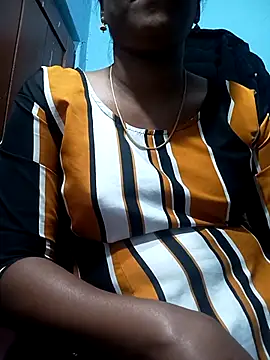 Snapshot of Tamillminnal chatting on March 2025 01:26:02 PM Tamillminnal online show from March 2025 01:26:02 PM