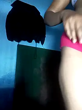 Snapshot of Tamillminnal chatting on March 2025 05:17:02 PM Tamillminnal online show from March 2025 05:17:02 PM